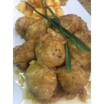 Albóndigas en salsa